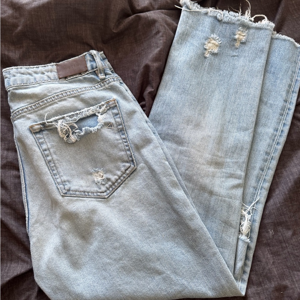 Frayed Hem Light Blue Women's Cropped Jeans